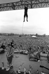 eddie vedder in the air live