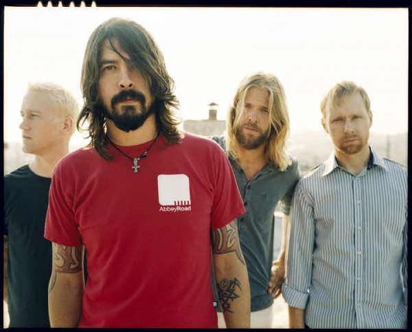 Foo Fighters Wallpaper abbey road t shirt dave grohl