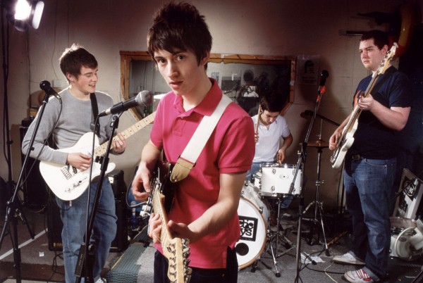 Young Arctic Monkeys NME Desktop Wallpaper 