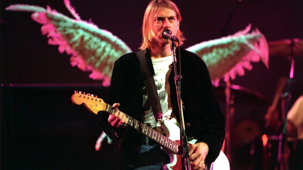 Kurt Cobain's iconic Fender 'Sky Stang' guitar, was used during Nirvana's final show of the In Utero tour.