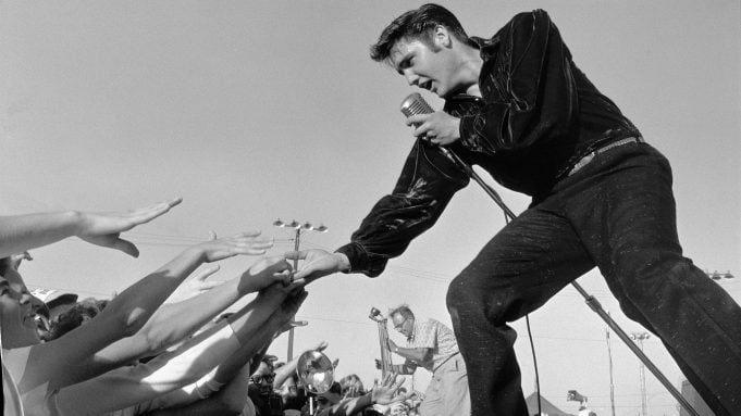 Elvis Presley Live Performance desktop wallpaper